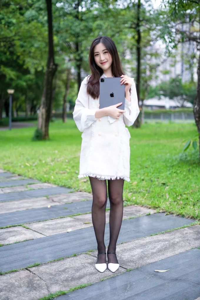 iPad Pro 2020测评 | 配合“妙控键盘”,生产力瞬间拉满?