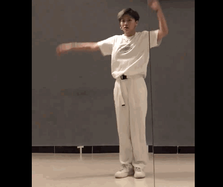 「青你2」里这三个人气选手,哪些风格技巧值得我们借鉴?