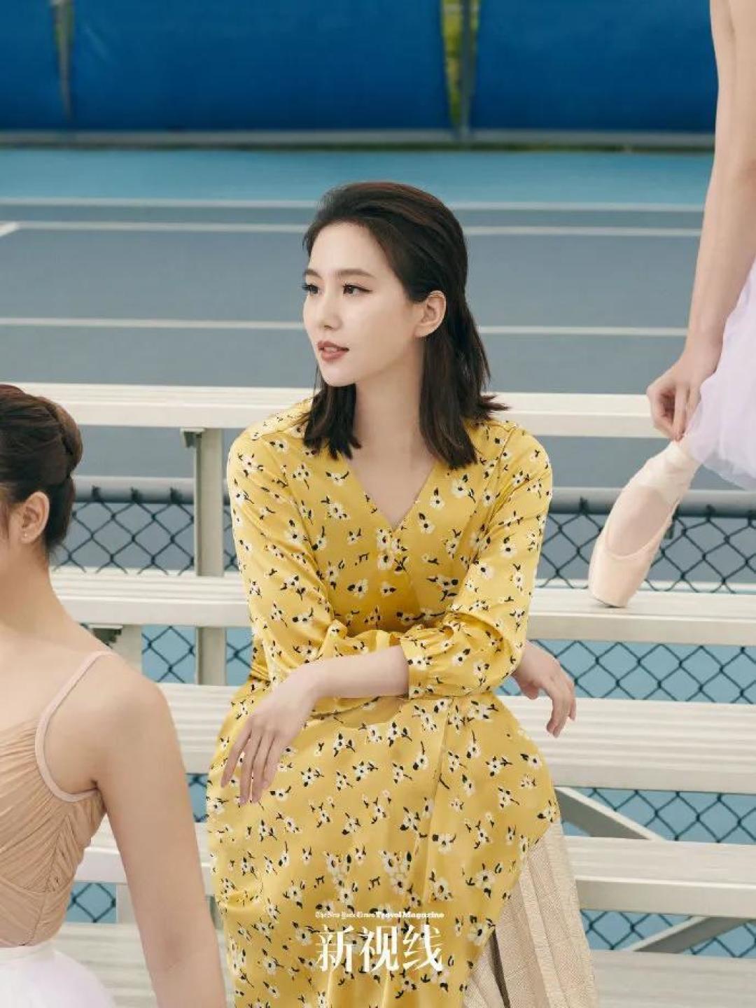 女生们快来看!Jennie跟风入手的连衣裙,正在火遍全球