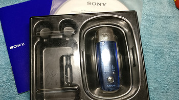 【拆机】索尼“香水瓶” SONY NW-E002F 512M MP3播放器 拆机换电池