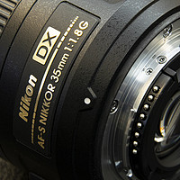 你离大师的距离就差一颗定焦---尼康 AF-S DX 35mm f/1.8G 半年使用