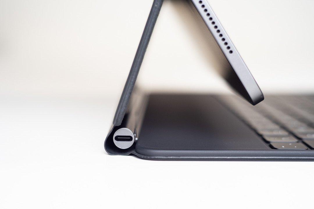 解答你关于它的五大疑惑，苹果全新iPad Pro妙控键盘首发开箱评测