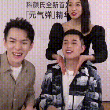 宋茜化身李佳琦直播间柜姐,亲授让精华更好吸收的独门手法