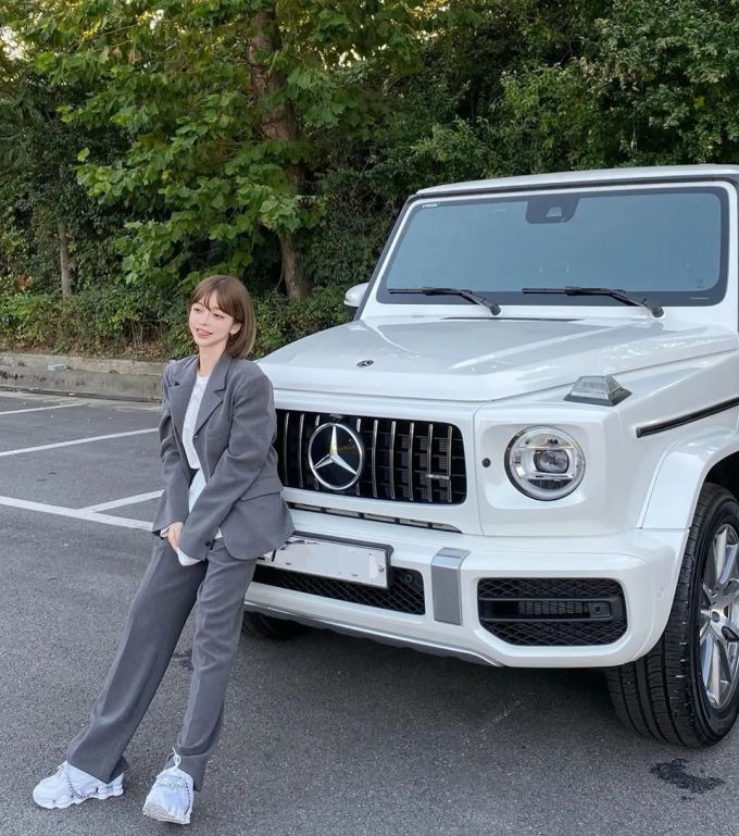 “最佳女友笑容”竟然是渣女招牌笑?不愧是鞋圈宝藏“阿姨”姜泰莉