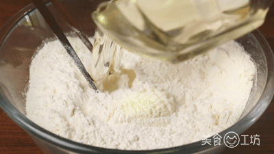 家有面粉就能做宫廷小吃，又香又酥，一捏就酥掉渣