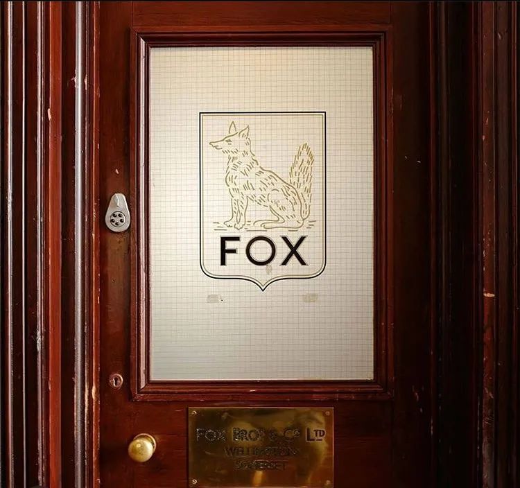 Fox Brothers | 法兰绒鼻祖，英系老布商的态度与修养
