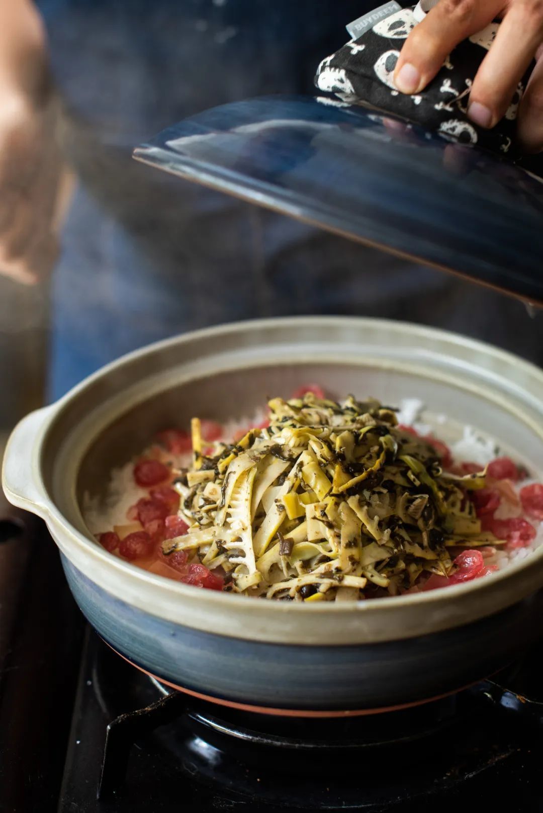 上海菜饭 vs 广东煲仔饭,更好吃的是哪一碗?