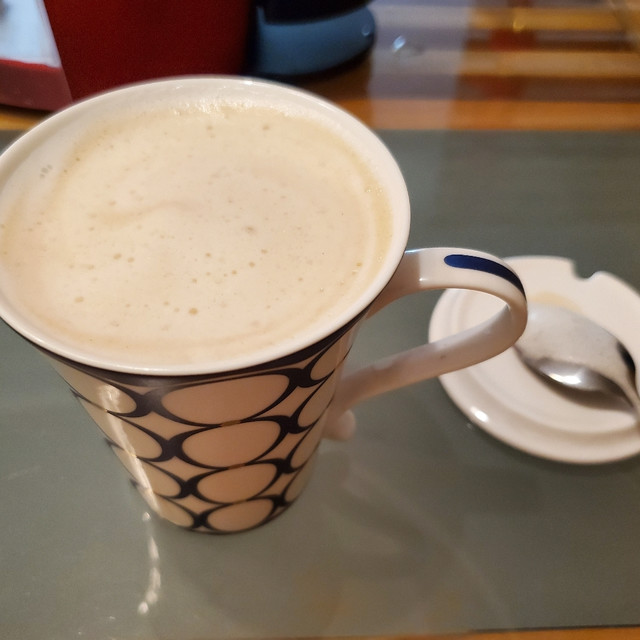 多趣酷思拿铁玛奇朵胶囊咖啡饮用体验