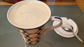 淡咖晨光 篇二：多趣酷思拿铁玛奇朵胶囊咖啡饮用体验