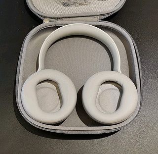 微软Surface Headphones