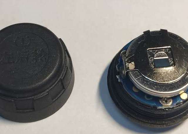外置胎压监测传感器更换电池