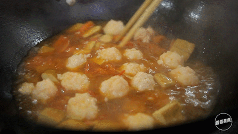 省钱秘籍收好,在家搞定的虾滑不输火锅店