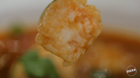 省钱秘籍收好,在家搞定的虾滑不输火锅店