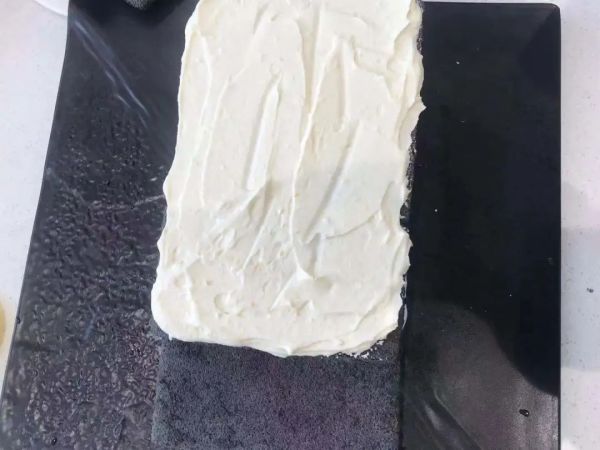 豆泥种也能做蛋糕?竹炭水果蛋糕+拉丝麻薯,连边角料都被抢空!