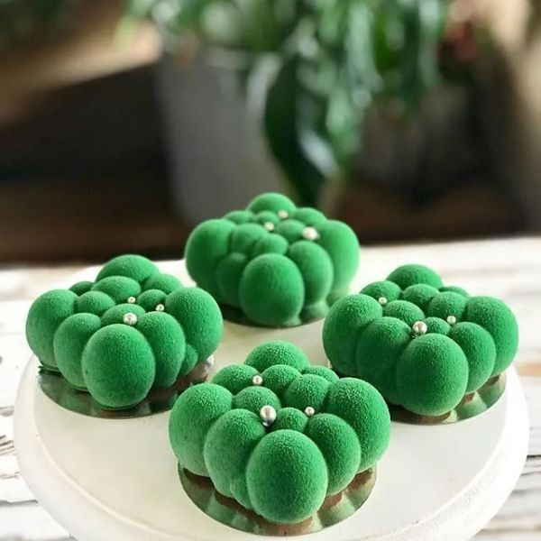 在蛋糕上玩沙面,美到惊艳!40万粉丝疯狂点赞,这美景是烘焙界的大腕!