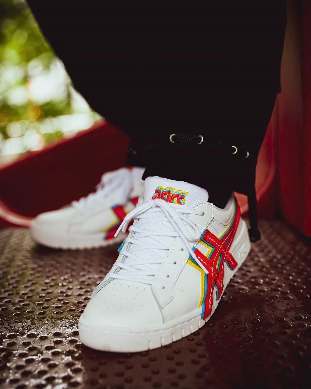 潮闻快食 | LV推出定制款台球桌；atmos x ASICS 新联名释出！