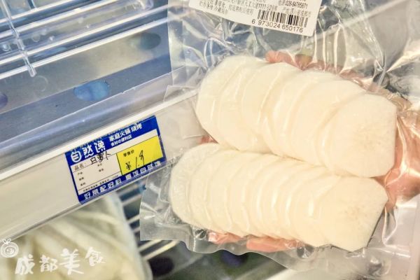 蜀大侠开火锅便利店了,菜品1块9起卖!