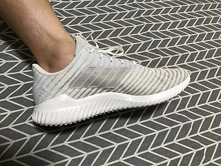 透气舒适adidas climacool