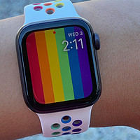 彩虹色的夏天 ｜ Apple Watch 2020 Nike 彩虹表带开箱
