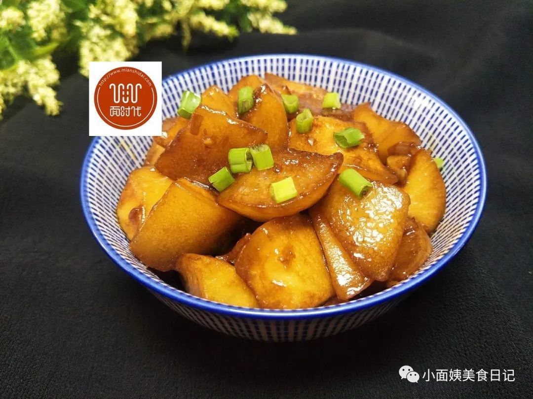 用这种方法烧萝卜,鲜甜又入味,一点肉没放,却比肉还受欢迎!