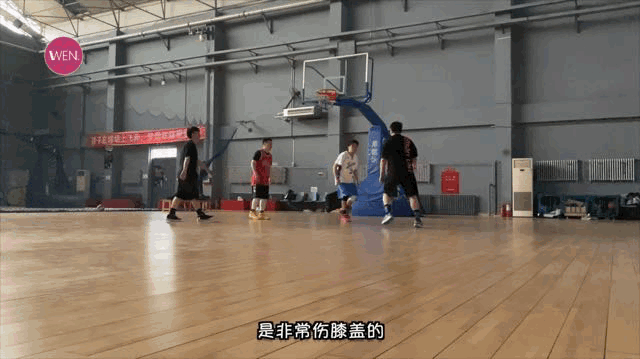 WEN鞋评-实战 | 穿上它完成了人生首次“扣篮”？APL的实战鞋真的如传说中那般吗？
