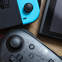 家庭趣玩之选：Nintendo Switch™ 国行续航增强版评测