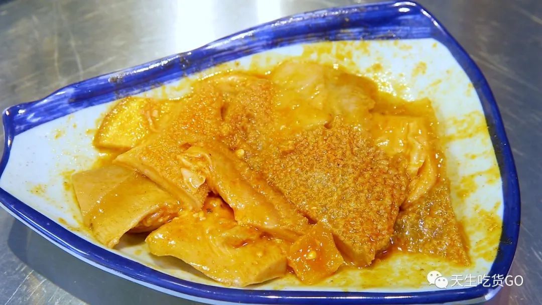 一盘肉才19元,开到凌晨4点,还是拍照圣地,这家烤肉人不多才怪!