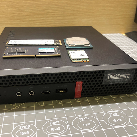 1L迷你主机吃苹果 - ThinkCentre M720q