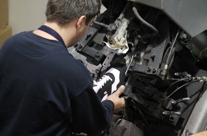 那他算锐步的兄弟英产运动鞋品牌walsh