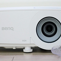 出色的高效无线投影之选 - 明基（BenQ）E540 智能投影仪