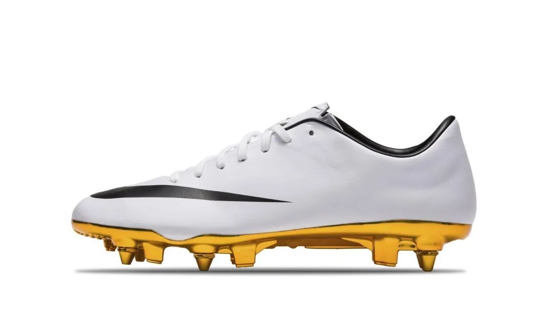 回顾：Nike Mercurial CR7个人专属足球鞋