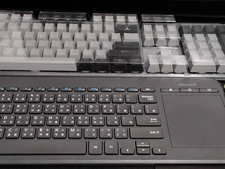 入手微软All-in-One无线键盘