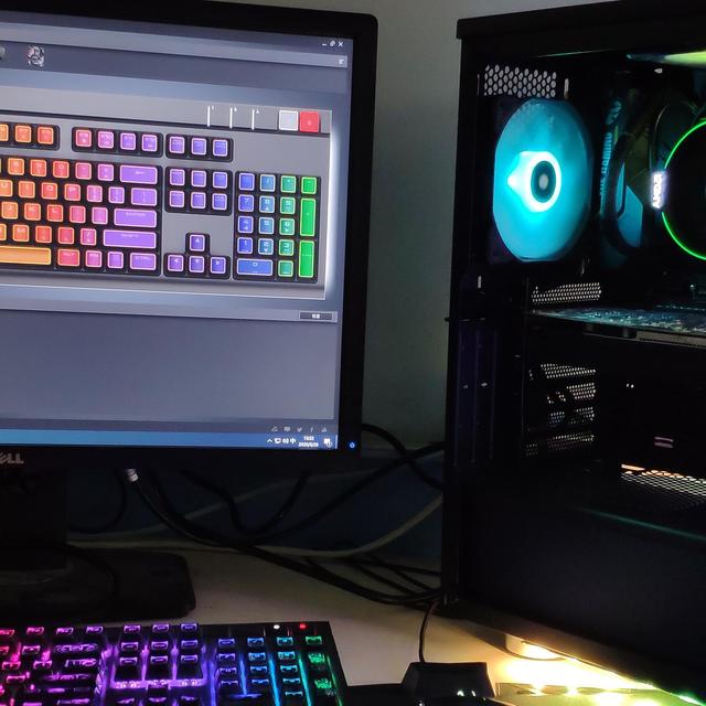 美商海盗船 iCUE 465X RGB SE 星河版 机箱开箱体验