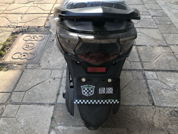 绿源电动车