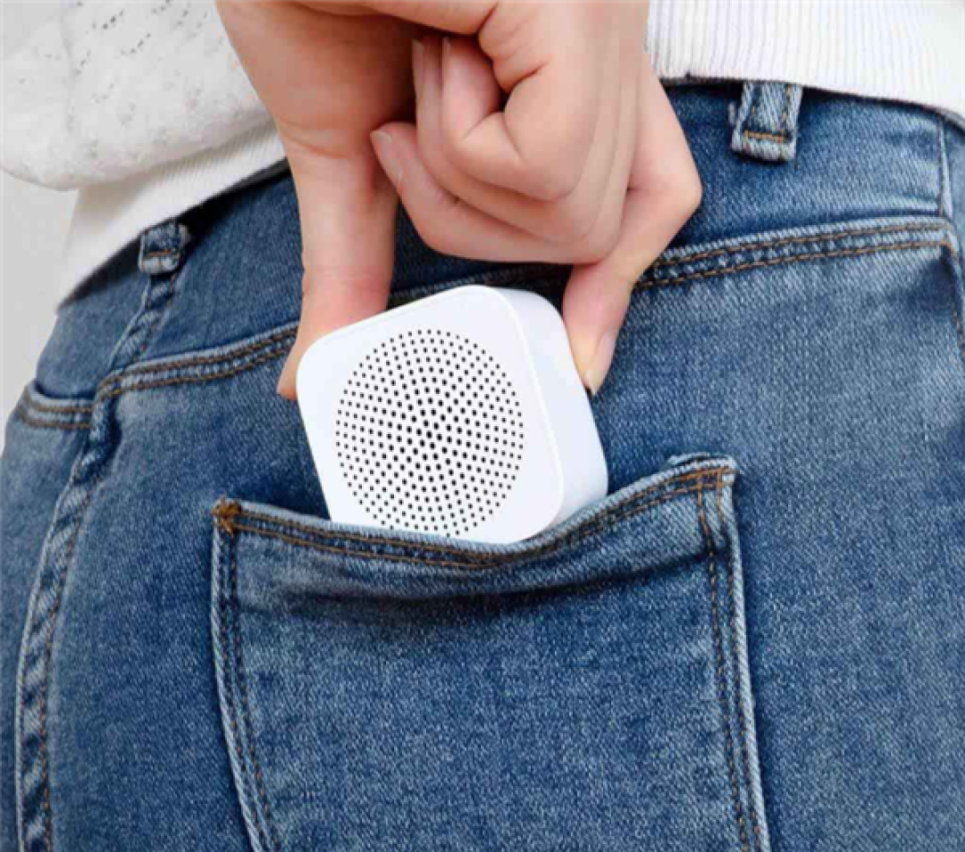6小时续航、方正立式造型:新款小米小爱随身音箱发布