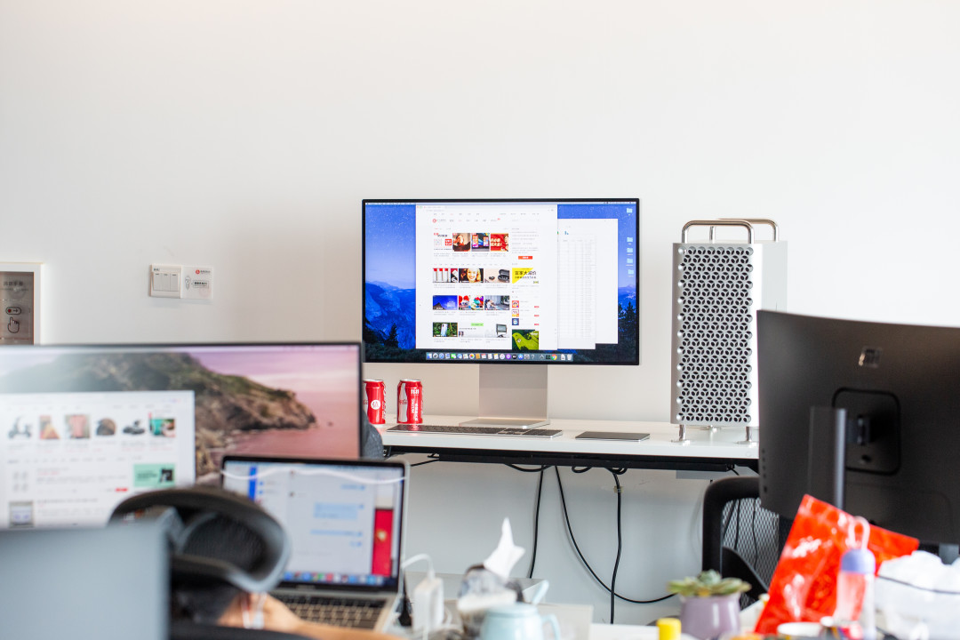 小小值深度体验Mac Pro,15万块的台式机除了《扫雷》还能干嘛?