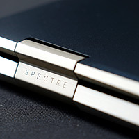 轻薄变形本下的“金属暴力美学” 惠普Spectre x360 15笔记本评测