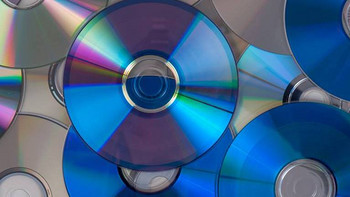 笔点聊科技 篇七：CD光盘会消失吗？为什么实体唱片越来越喜欢做U盘专辑？