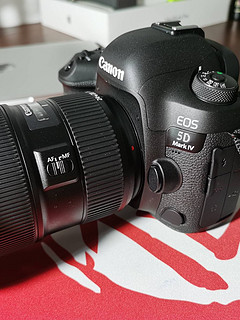 佳能EF24-70mmF2.8LII镜头