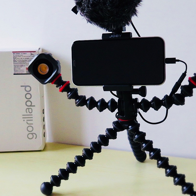 一起开启Vlog之路吧，Joby GorillaPod Mobile Vlog播客套装开箱体验