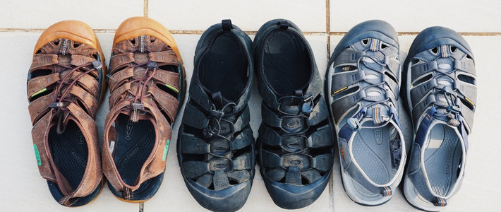  跟风露营？先看看这五双户外凉拖