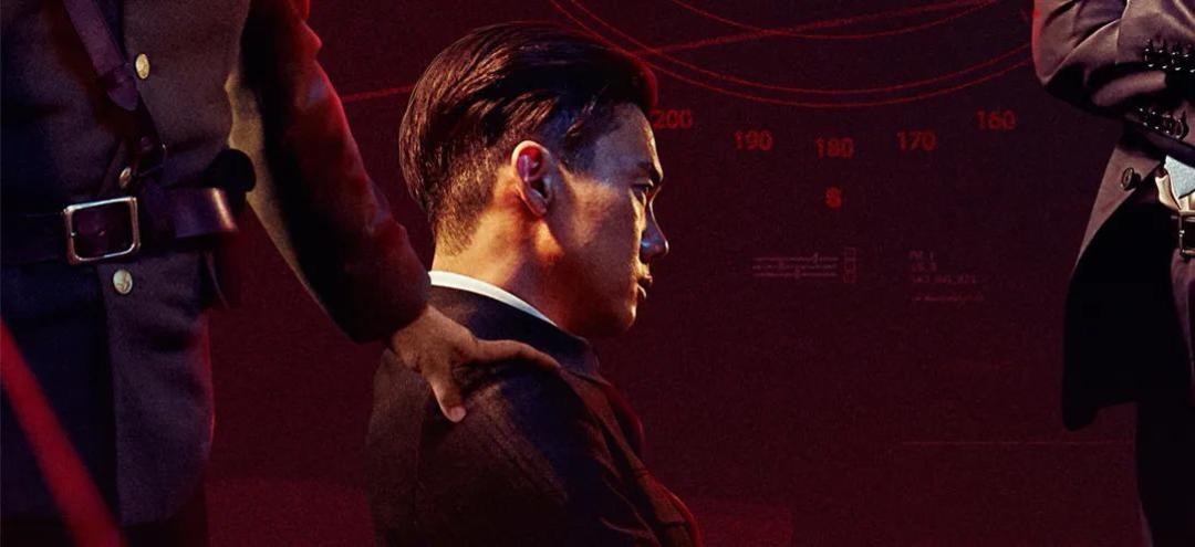 一上映就击败了《釜山行2》,这部8.8分新片登顶票房榜首!