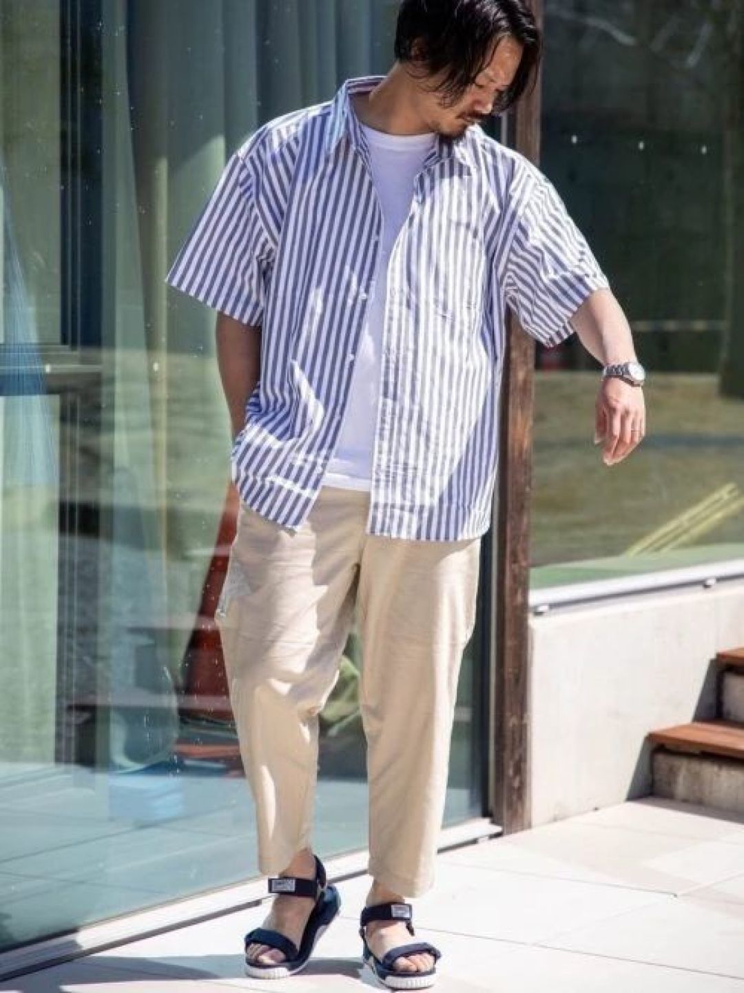 紧身激凸、宽松显胖,壮汉该如何帅气过夏天?