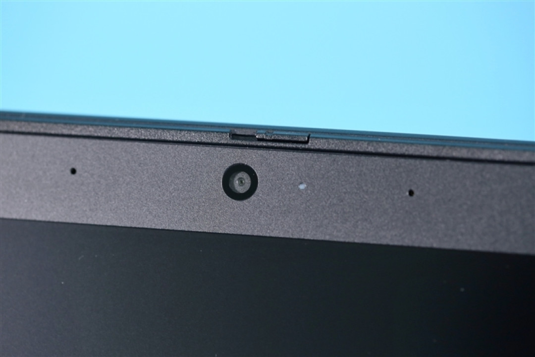 ThinkPad X13锐龙高配版详细评测,小巧轻盈的高性能办公机