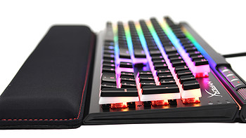 入坑机械键盘 篇七：布丁键帽果然是RGB的最佳拍档——Hyperx 阿洛伊精英2代 游戏键盘上手体验