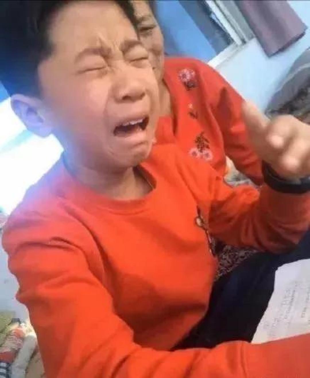 反人类文具设计！老师看了会流泪，爸妈看了想打人​，网友：求求放过这届小学生吧！