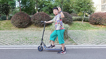 滑板少年，炫酷上街，Ninebot E10 电动滑板车体验