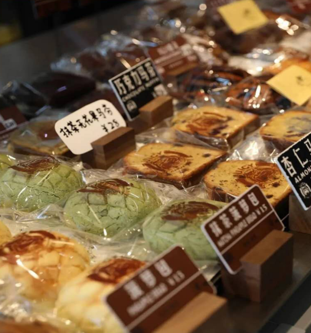 火遍街头的工业风网红烘焙店JUICY BAKERY,这家店顾客来了就不想走!