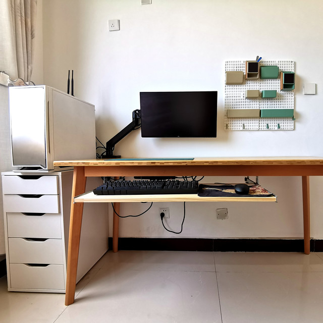 只需700元：DIY一张超牢固的半实木书桌，附个性化改造过程