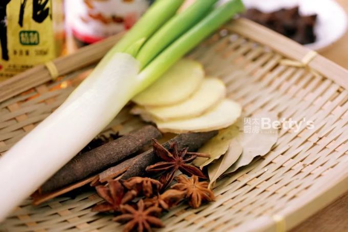 6个步骤做出秘制酱牛肉,下酒菜No.1!